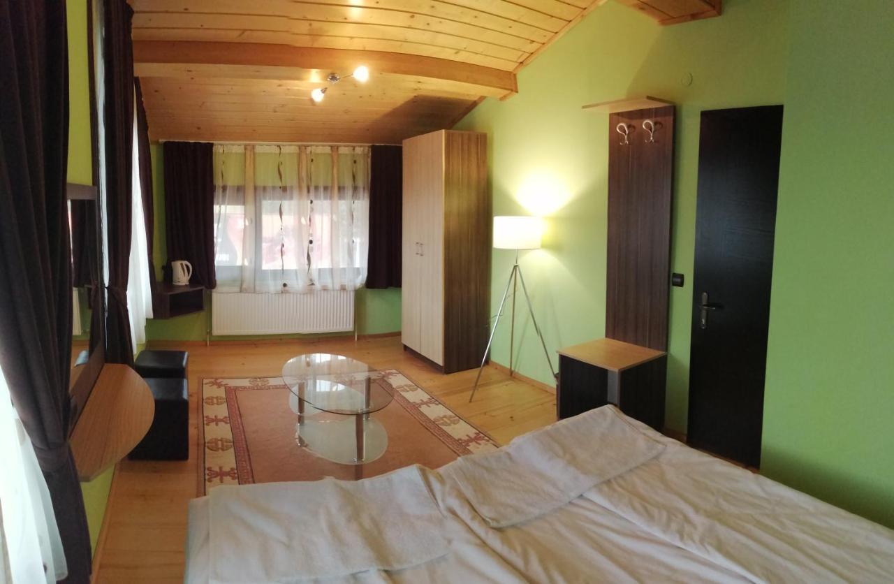 Apartments Black Horse Pamporovo Extérieur photo