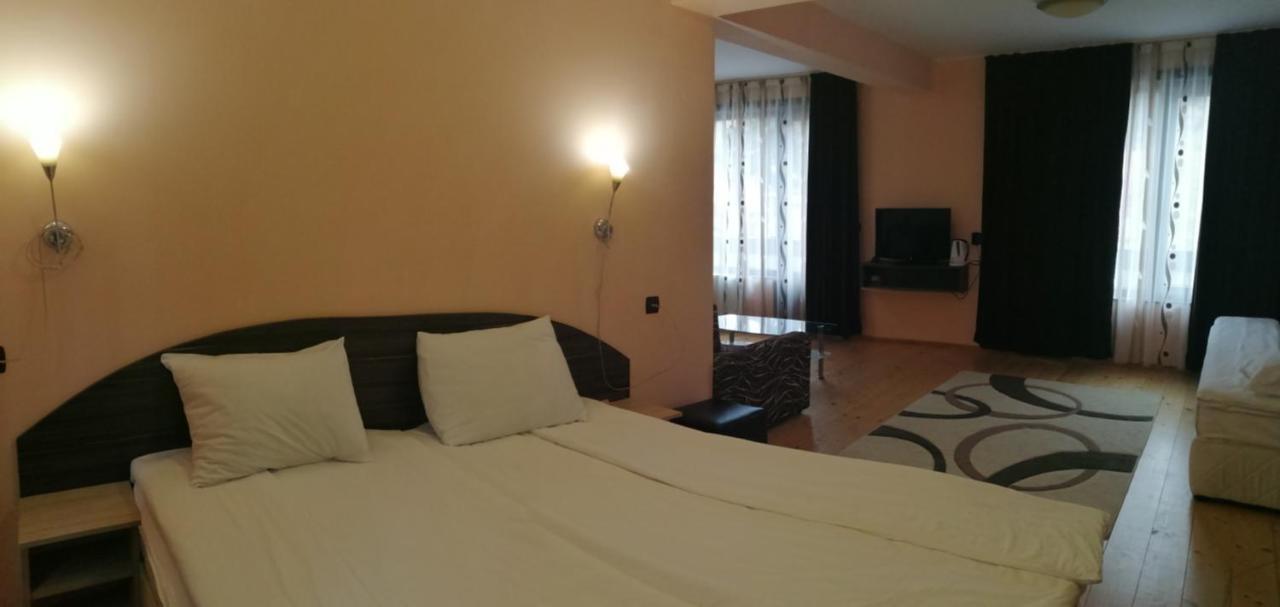 Apartments Black Horse Pamporovo Extérieur photo